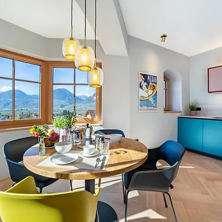 Rosa Unterschoeberlehof - Lene Apartment Merano